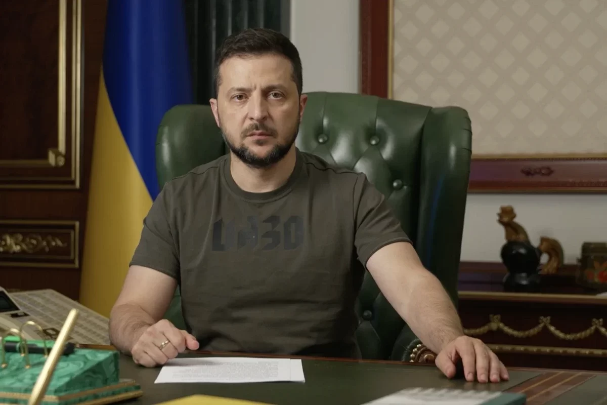 Zelenski: “Ukrayna bayrağı artıq Limandadır, bir həftədən sonra bütün Donbasda dalğalanacaq”