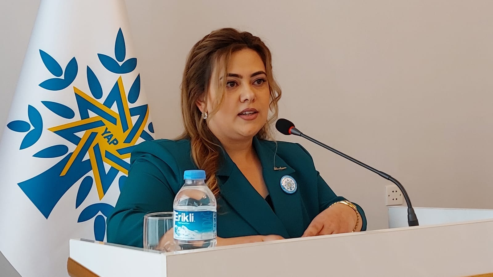 “ Siyasi partiyalar haqqında qanun ”-Ölkəmizdə yeni cəmiyyət quruculuğu prosesinin sürətləndirilməsində mühüm əhəmiyyətə malik olacaq.