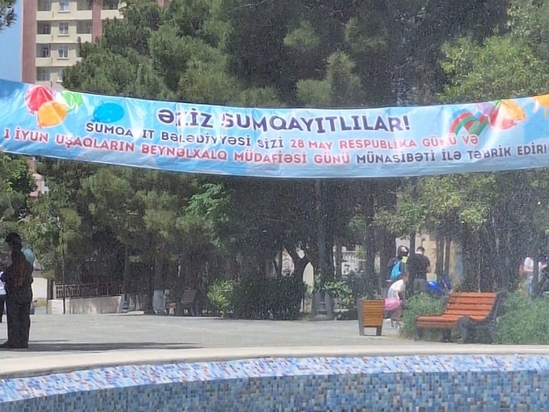 Sumqayıt Bələdiyyəsinin təşkilatçılığı ilə hər 1 İyun Uşaqların Beynəlxalq müdafiəsi gününə həsr edilmiş əyləncəli konsert proqramı keçirildi