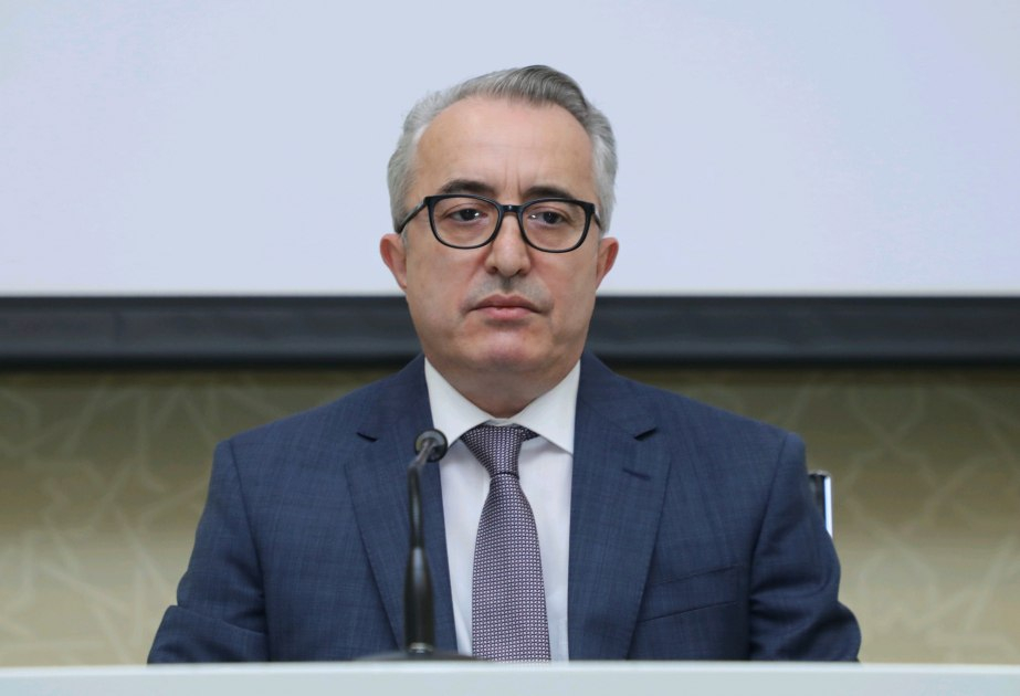 İlham Əliyev İbrahim Məmmədovu təltif etdi