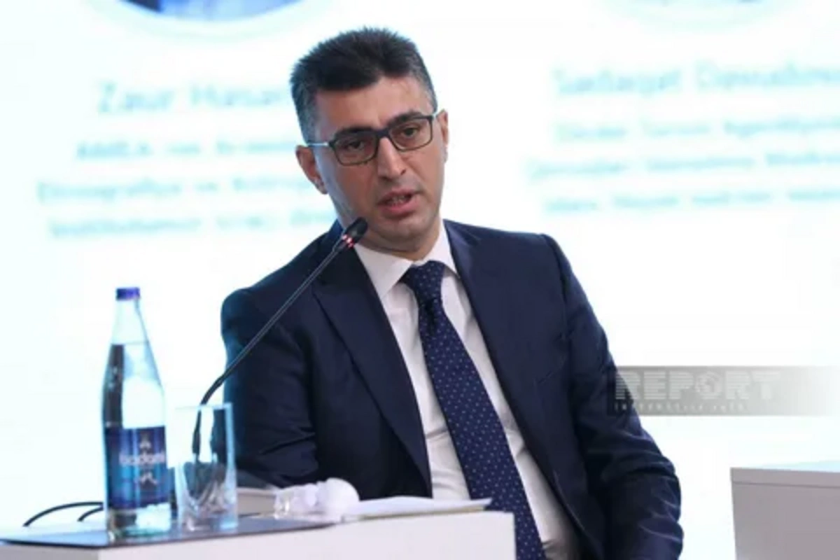 Prezident Şahin Seyidzadəni vəzifəsindən azad etdi Prezident Şahin Seyidzadəni vəzifəsindən azad etdi