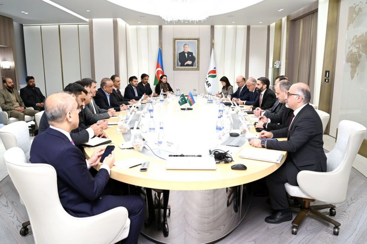 SOCAR və Pakistan enerji sahəsində əməkdaşlığı genişləndirməyi müzakirə edib