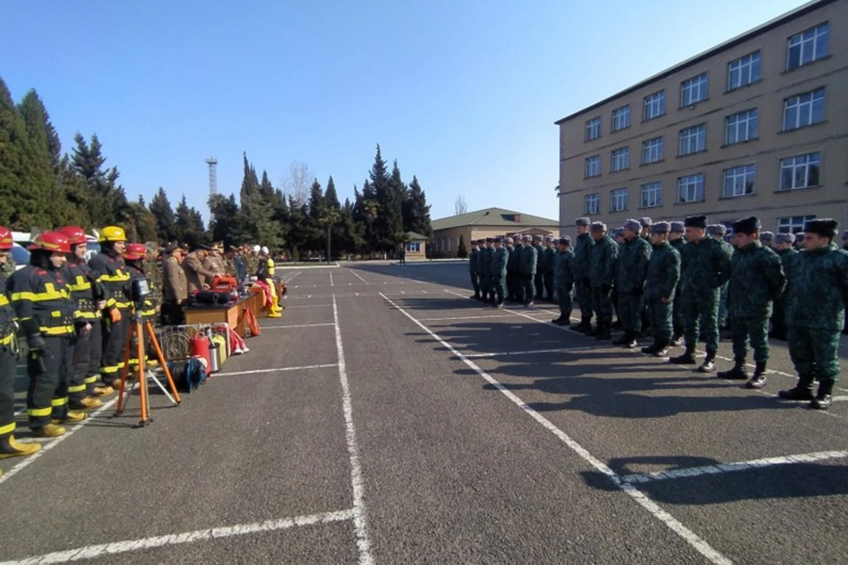 FHN DSX-nin hərbi hissəsində təlim keçirib
