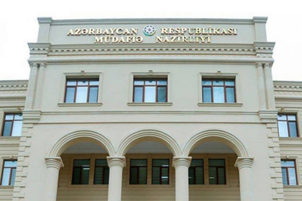 Azərbaycanda yeni hərbi nizamnamələr hazırlanır