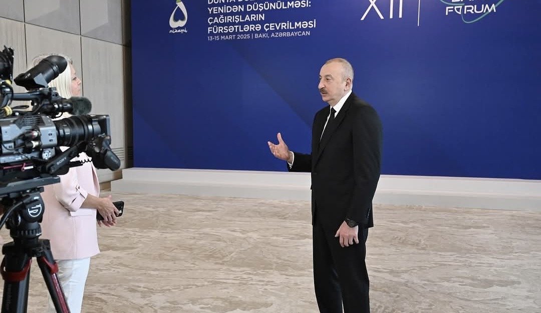 Dünya düzəni tarixin hər mərhələsində yenidən düşünülüb və dəyişib. Dünya düzəni tarixin hər mərhələsində yenidən düşünülüb və dəyişib.