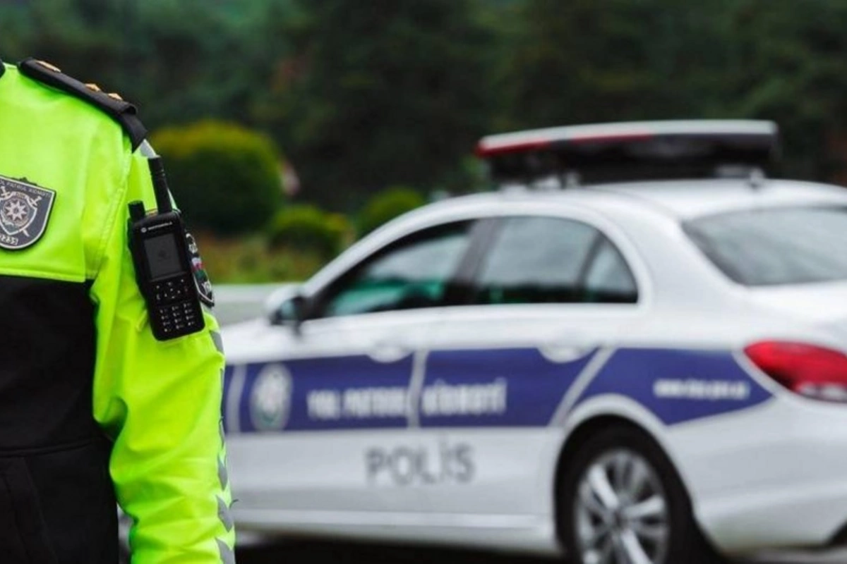 Yol polisi dumanlı hava ilə bağlı xəbərdarlıq edib Yol polisi dumanlı hava ilə bağlı xəbərdarlıq edib