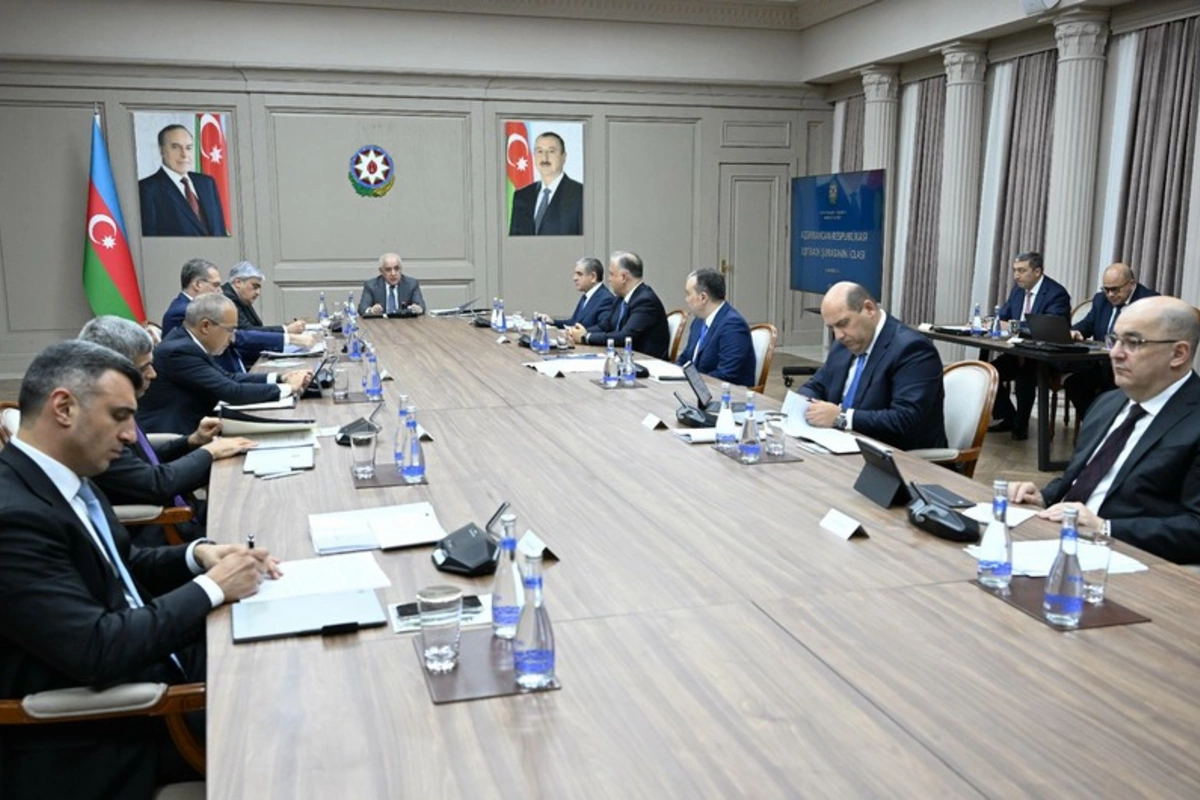 İqtisadi Şurada növbəti 4 ilin büdcə proqnozları müzakirə edilib