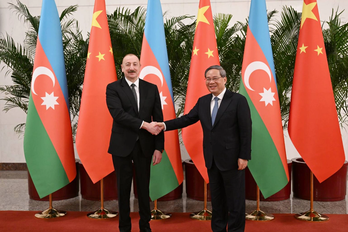 İlham Əliyev Çin Dövlət Şurasının Baş naziri ilə görüşüb