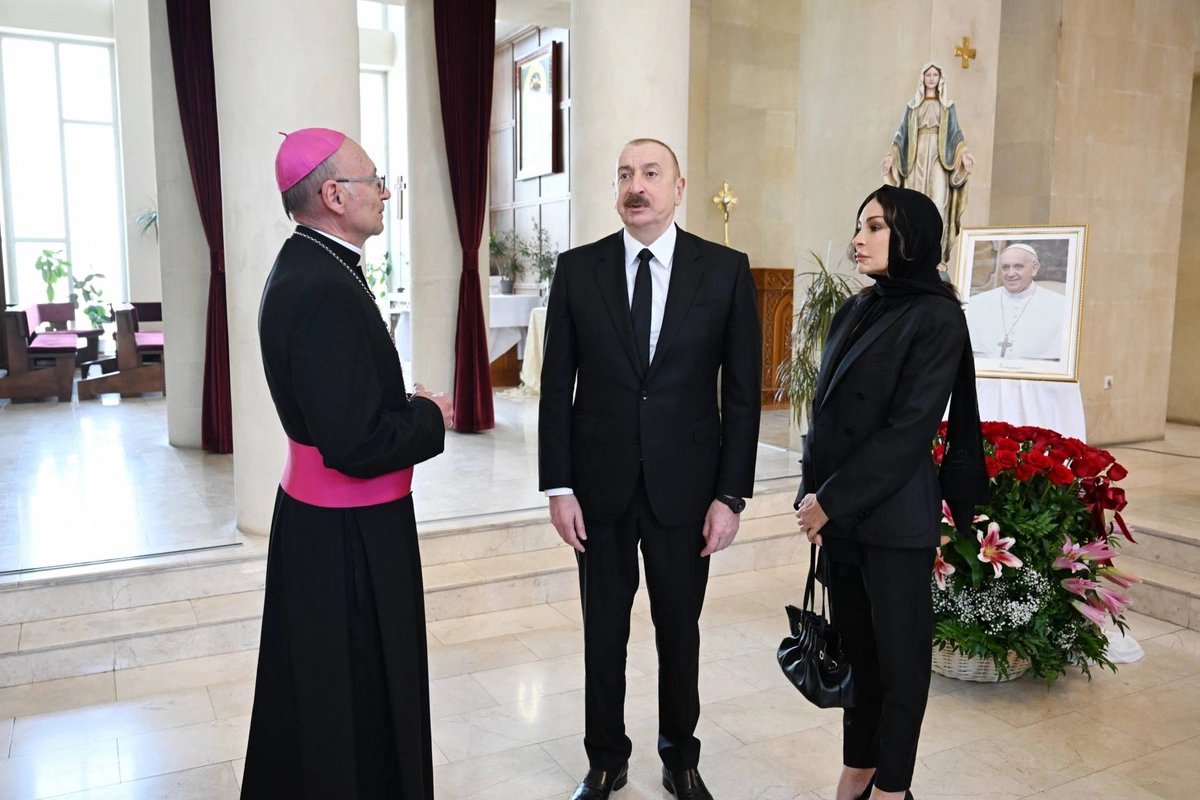 Prezident: Papa Fransiskin Heydər Məscidində görüşü birliyin bərqərar olmasının vacibliyi ilə bağlı mesaj idi