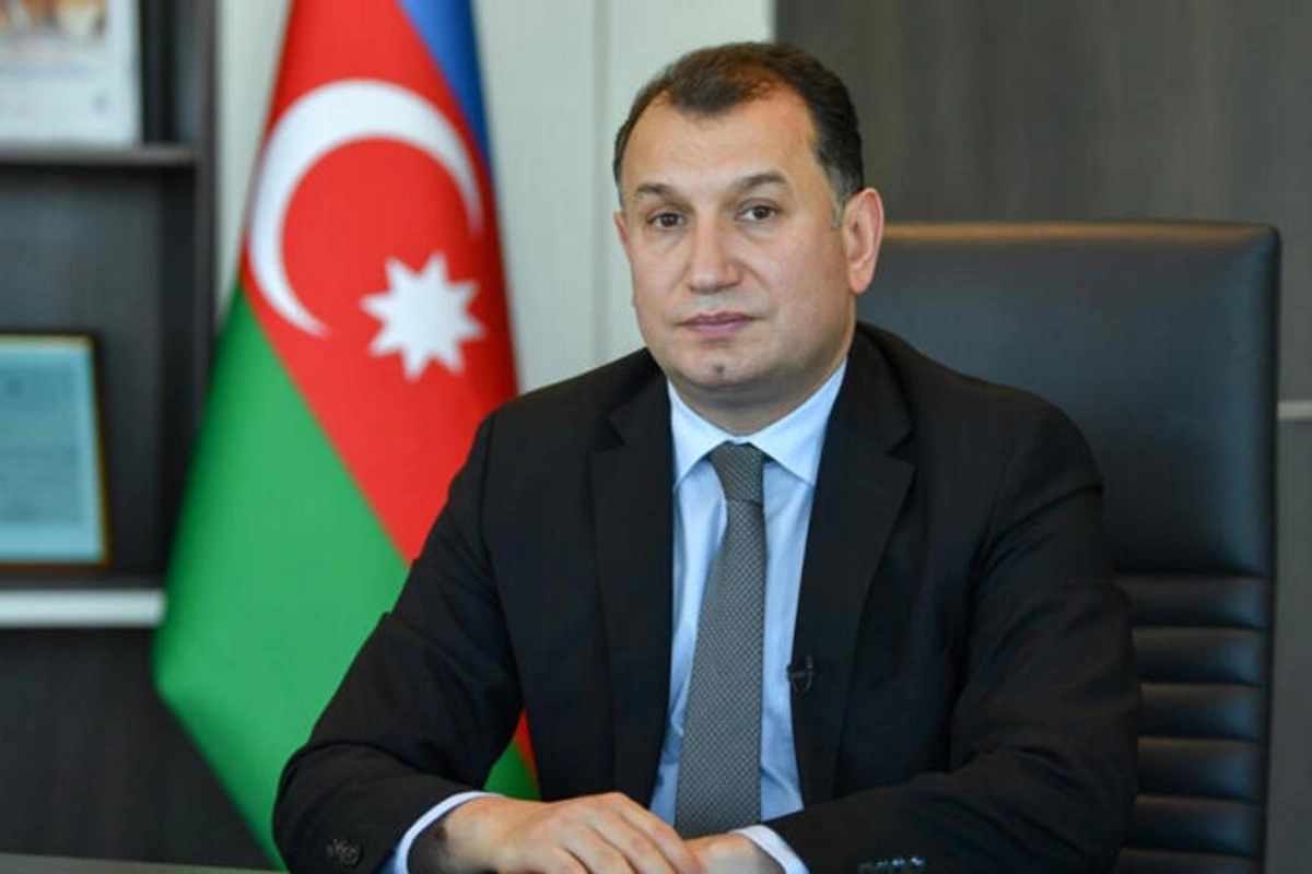 Sahib Məmmədov köməkçisini işdən çıxardı