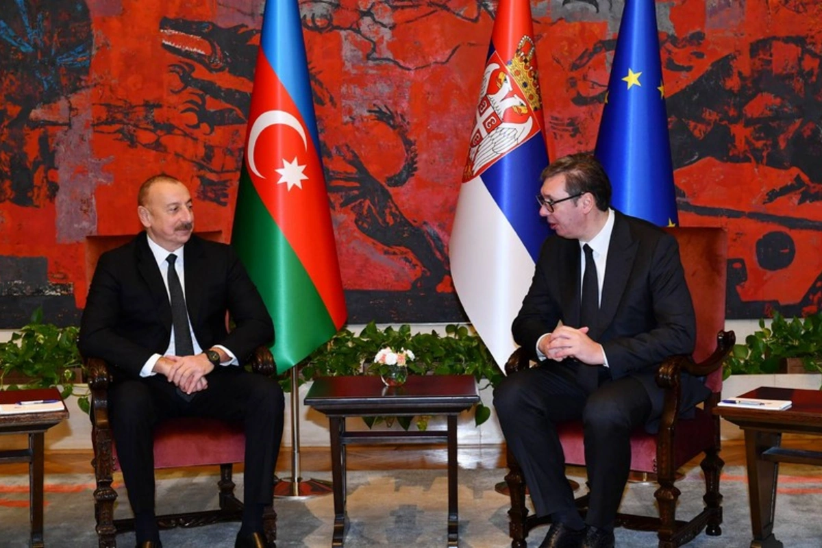 Serbiya lideri Prezident İlham Əliyevi Müstəqillik Günü münasibətilə təbrik edib