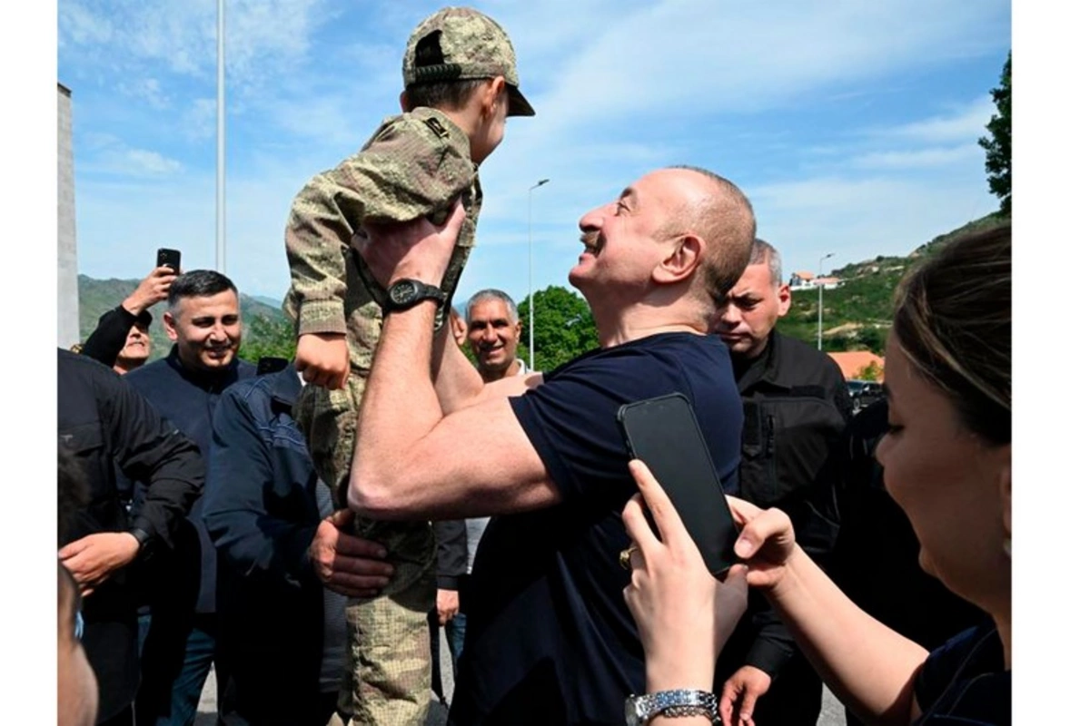 Prezident İlham Əliyevin sosial media hesablarında Laçın sakinləri ilə görüşündən görüntülər paylaşılıb