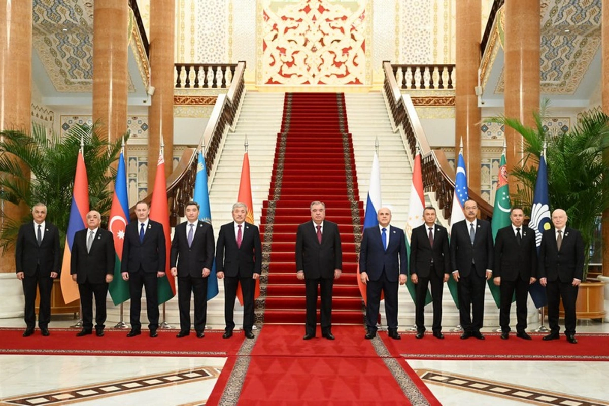Tacikistan Prezidenti MDB ölkələrini iqtisadi əməkdaşlığı gücləndirməyə çağırıb