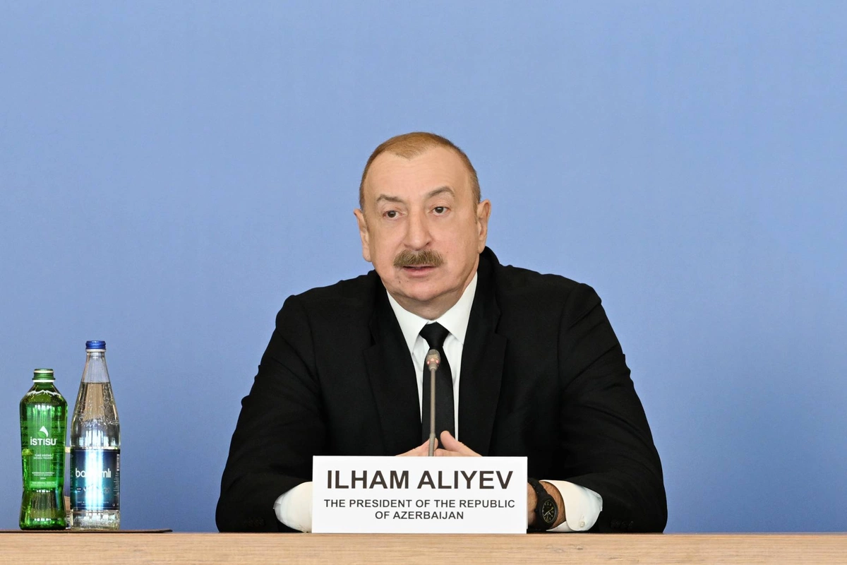 İlham Əliyev Böyük Britaniya və Şimali İrlandiyanın Baş nazirinə başsağlığı verib