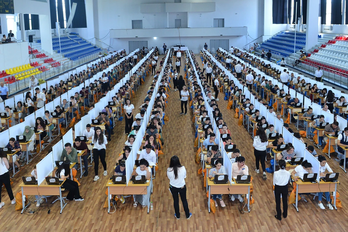 İki mindən çox müəllim sertifikatlaşdırma imtahanında keçid balını toplaya bilməyib