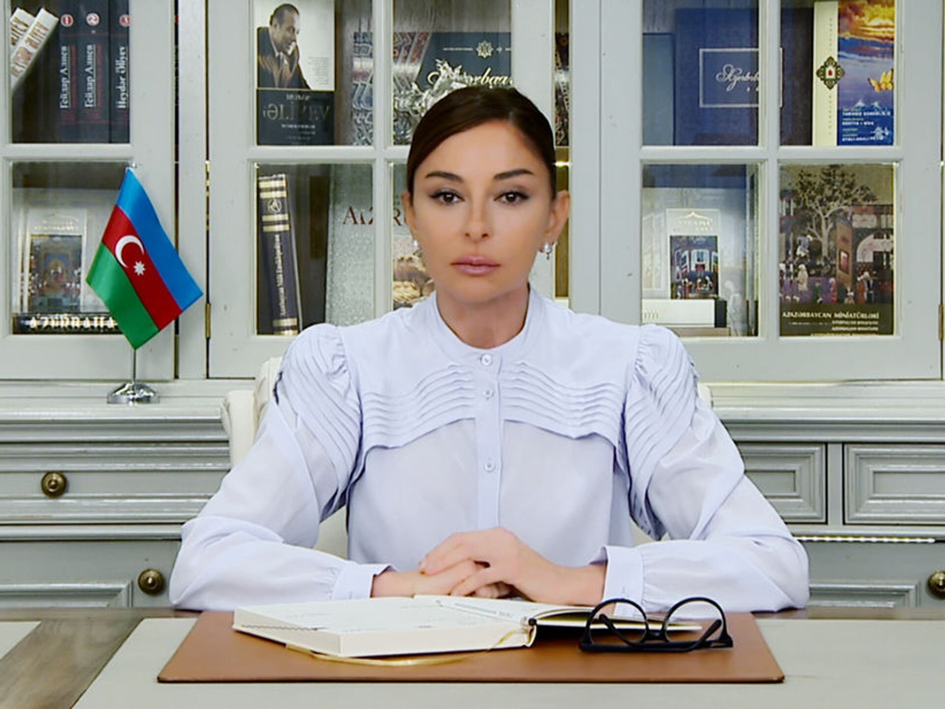 UŞAQLAR BİZİM GƏLƏCƏYİMİZDİR.
