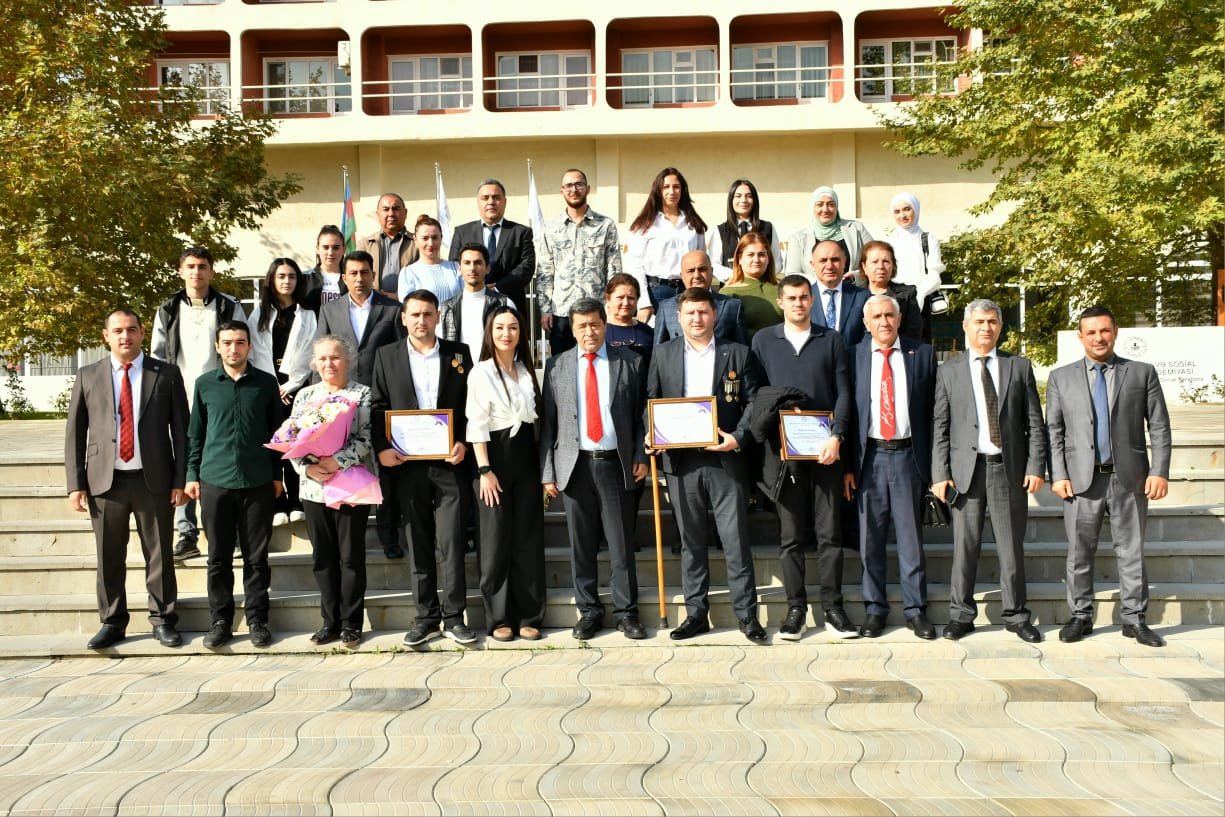 Xətai Rayon Komitəsində Zəfər Günü münasibətilə tədbir keçirilib