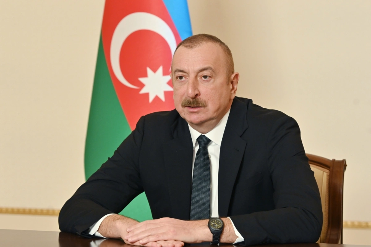 İlham Əliyev Tailand kralını təbrik edib
