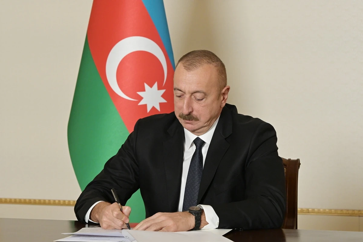 Azərbaycanda dövlətə məxsus kredit təşkilatının yenidən təşkilinə və ləğvinə Prezident qərar verəcək