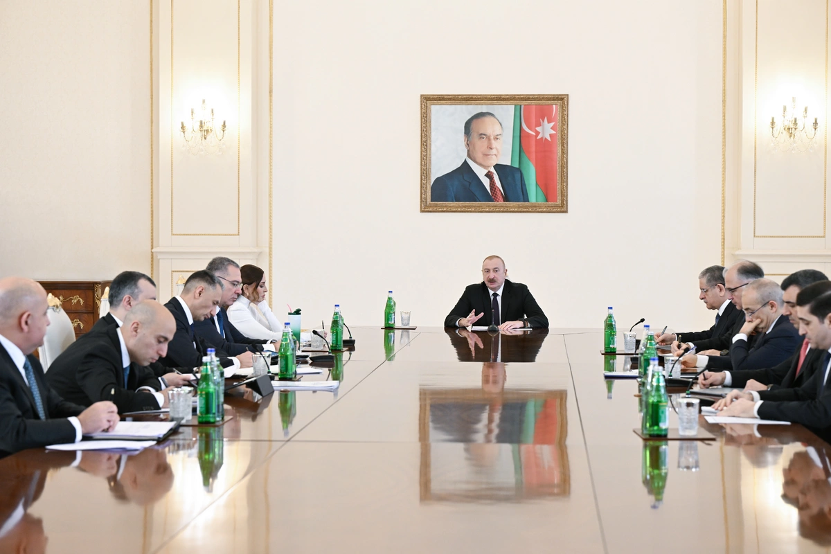İlham Əliyev: Vətəndaşa lazım olan bütün xidmətlər bir ünvandan göstərilməlidir