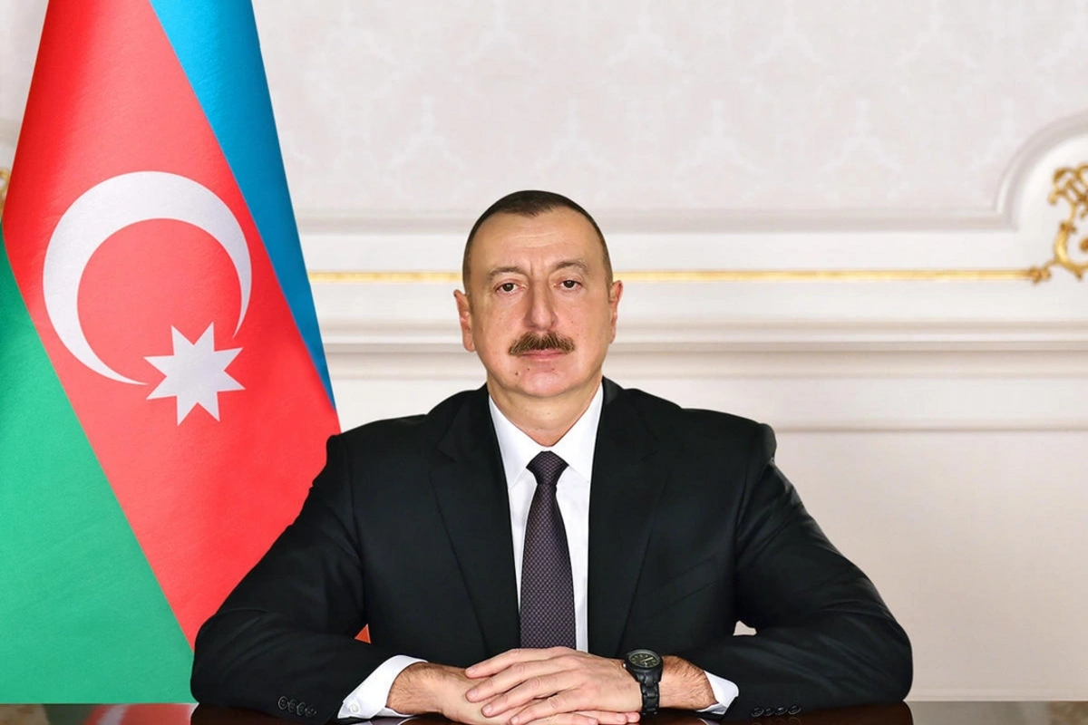 Prezident İlham Əliyev Münhendə Azərbaycan jurnalistlərinə müsahibə verib