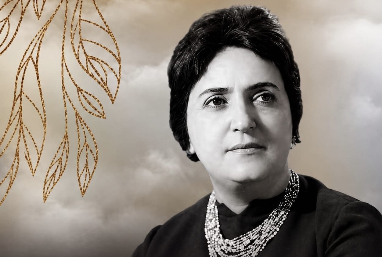 Zərifə Əliyeva Azərbaycan tibb elminin humanist və elmi əsaslarının vəhdətini özündə birləşdirən nadir şəxsiyyətlərdən biri kimi yadda qalmışdır. Zərifə Əliyeva Azərbaycan tibb elminin humanist və elmi əsaslarının vəhdətini özündə birləşdirən nadir şəxsiyyətlərdən biri kimi yadda qalmışdır.