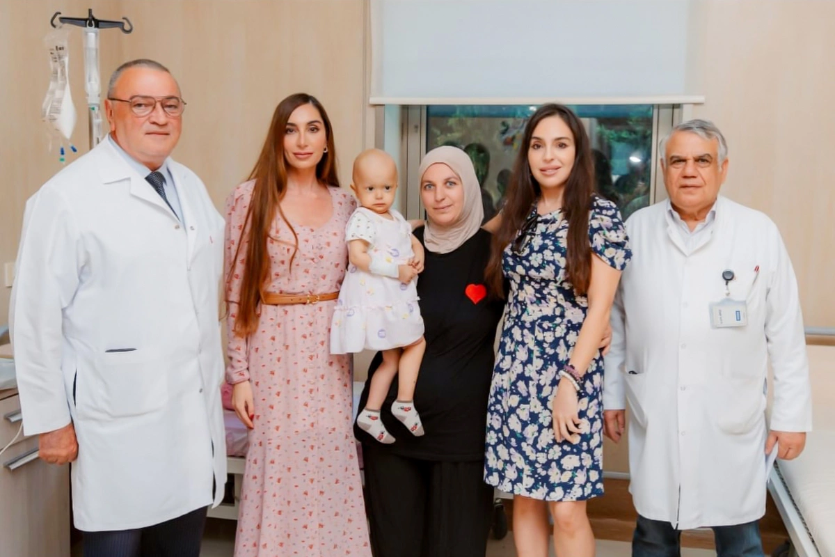 Leyla və Arzu Əliyevalar Milli Onkologiya Mərkəzində olublar